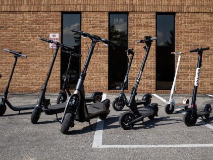ELECTRIC SCOOTER